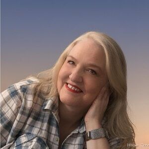 Meet your Posher, Deb